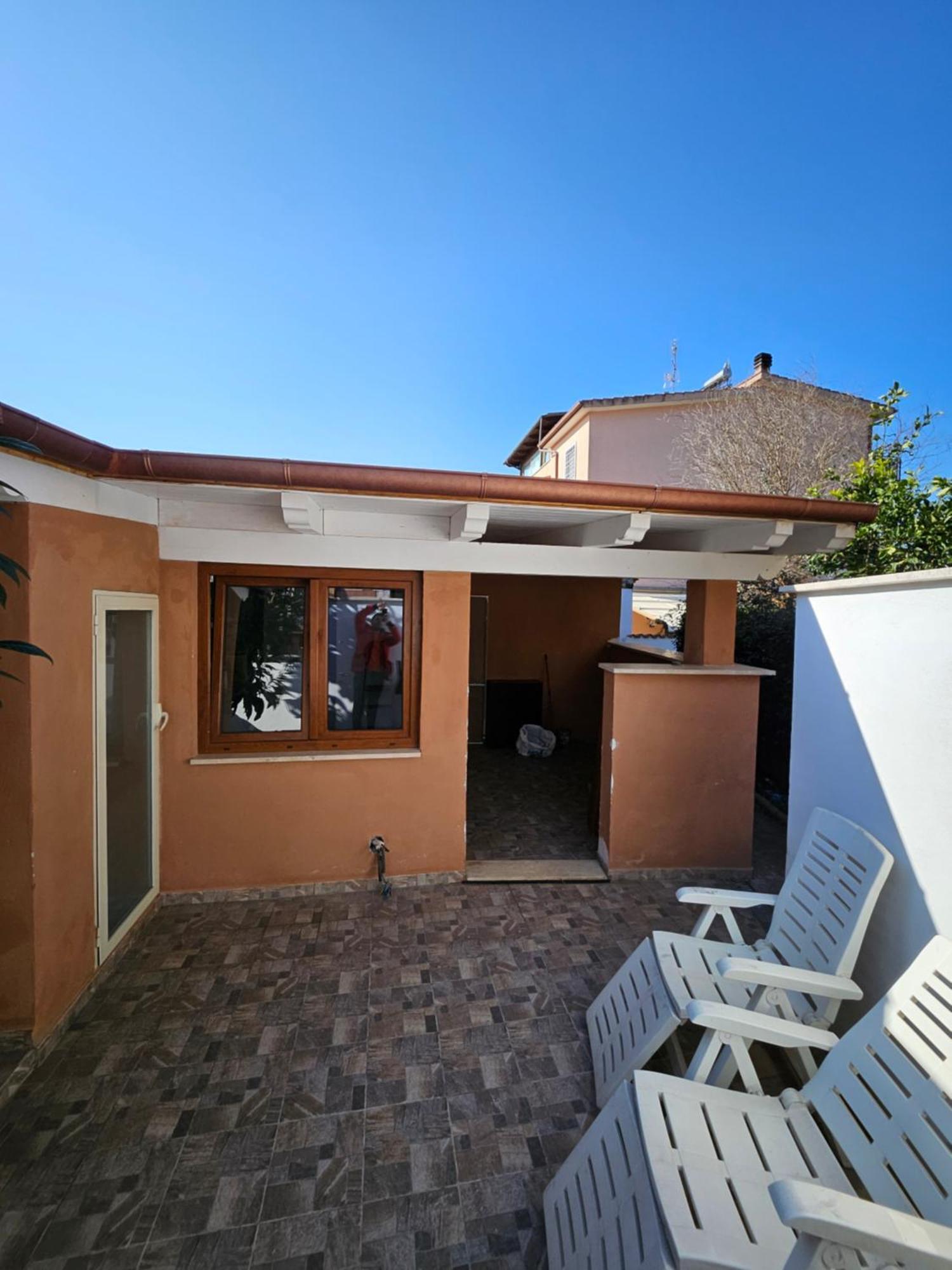 Casa Vacanze Dragona 15 Min Fco 10 Min Ostia Acilia Luaran gambar